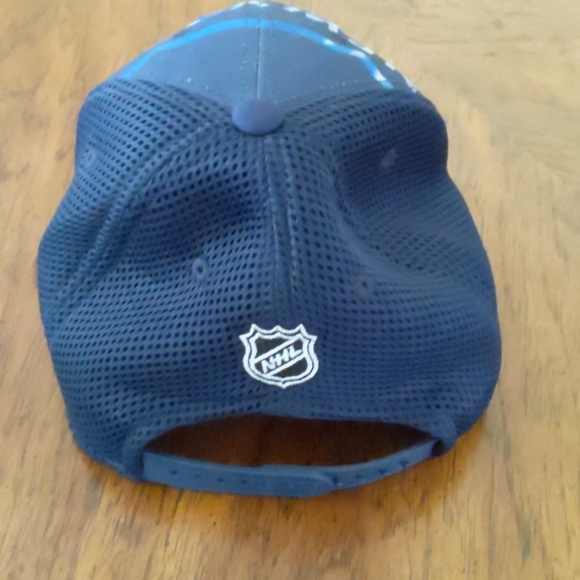 Hat - Picture 3 of 7